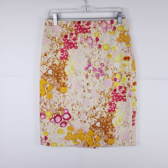 J. Crew Dresses & Skirts - J Crew Abstract Pencil Skirt Size 4